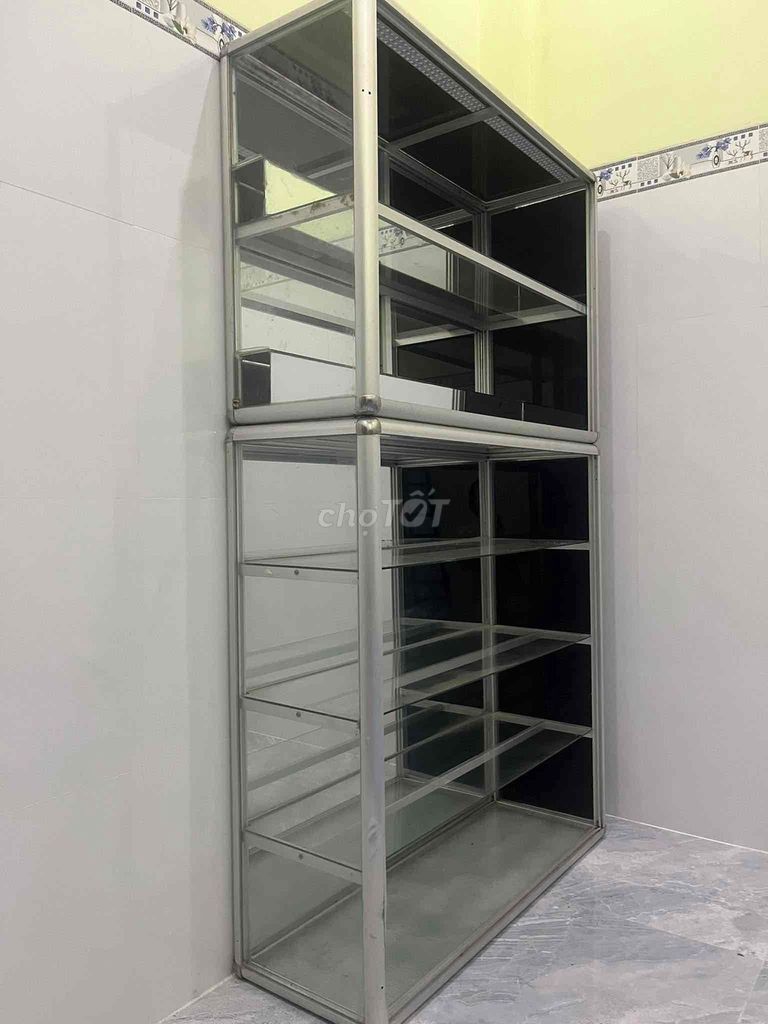 Tủ trưng bày Kính Nhôm Bạc. Mua bán Tủ, kệ gia đình tại Huyện Cần Giuộc Long An được đăng bởi kim 6 hình 1