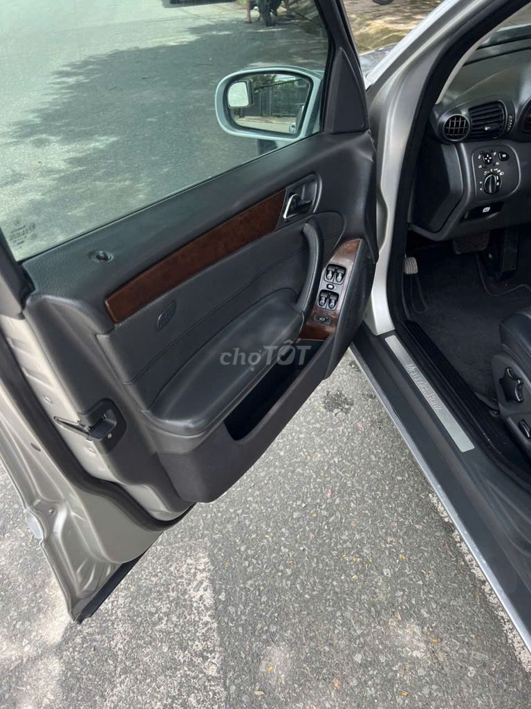 Mercedes C180-2004. Mua bán Ô tô tại Huyện Bình Chánh Tp Hồ Chí Minh được đăng bởi Hoàng Tú hình 6