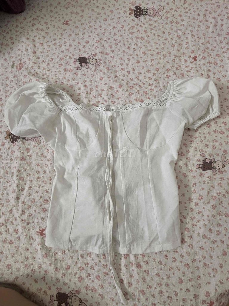 áo kiểu cổ vuông phối tay bồng free size. Mua bán Quần áo tại Huyện Phúc Thọ Hà Nội được đăng bởi Thu Trang Nguyễn hình 1