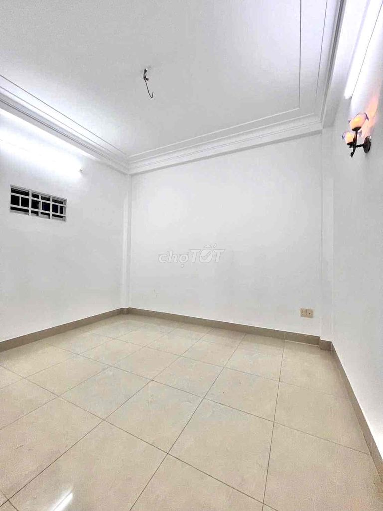 NHÀ NC 4*14m 2LẦU ST 4PN 3WC HXH PHẠM VĂN BẠCH