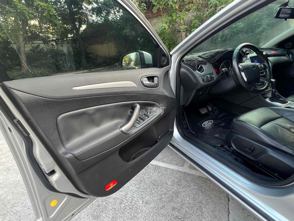 Главная» Продажа оригинального Ford Mondeo 2011 AT