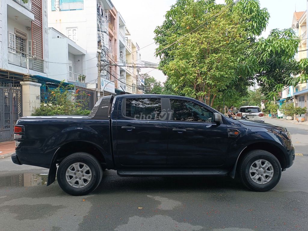 Ford Ranger model 2021 máy dầu số tự động. Mua bán Ô tô tại Quận 12 Tp Hồ Chí Minh được đăng bởi Thịnh 7951 hình 4