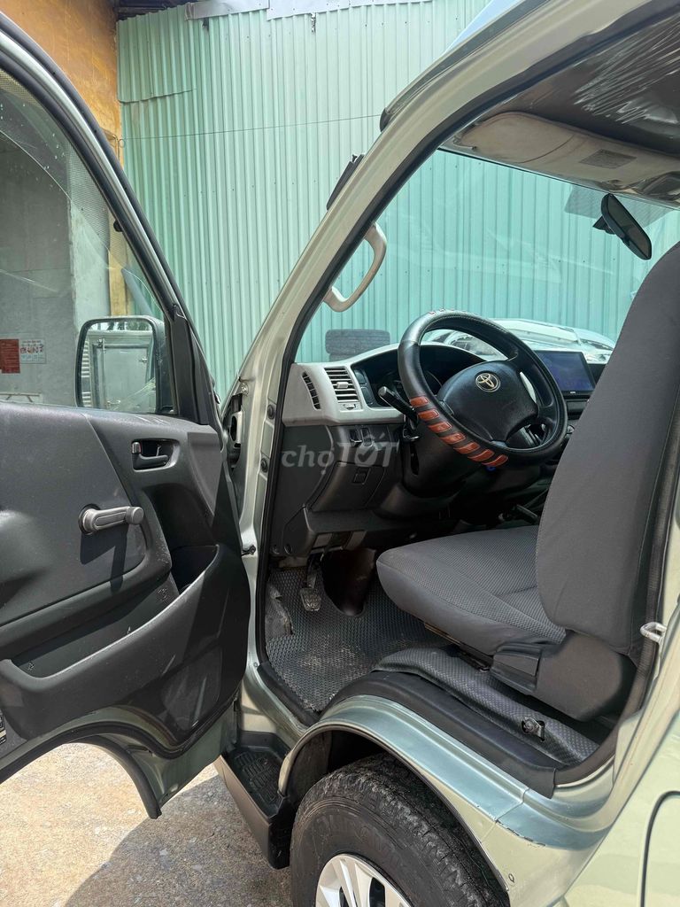 Toyota Hiace phom mới máy dầu tải VAN chạy giờ cấm. Mua bán Ô tô tại Quận 7 Tp Hồ Chí Minh được đăng bởi Chuyên mua bán xe tải VAN chạy  được giờ cấm hình 9