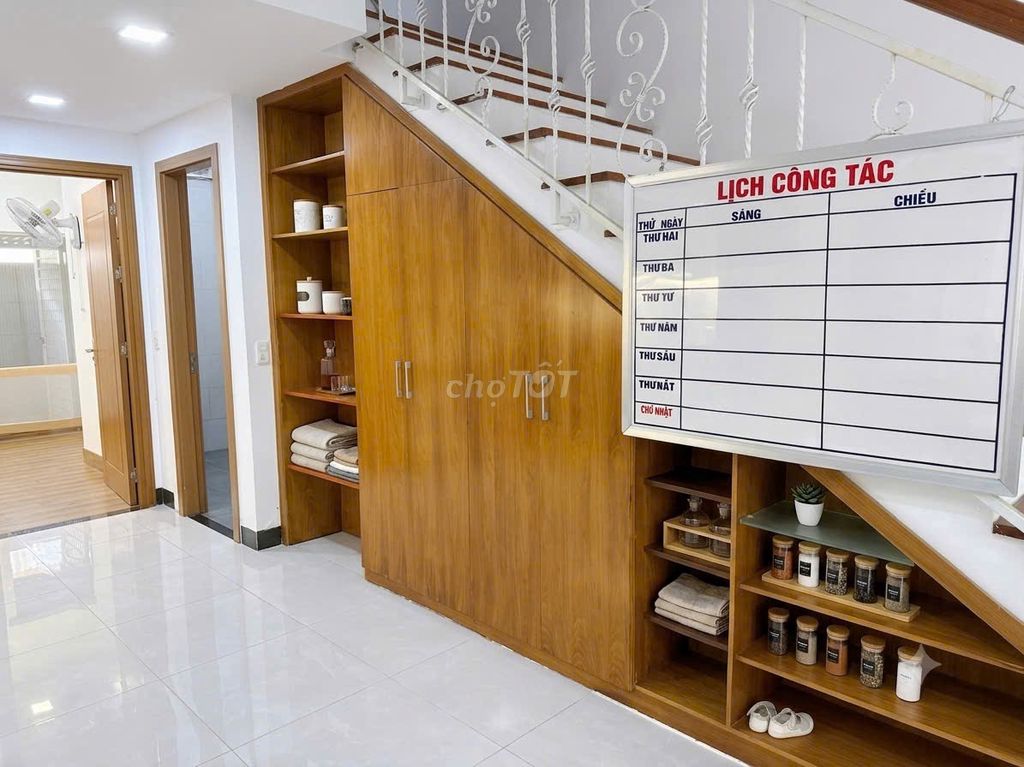 Просторный трёхэтажный дом в тихом Khuê Mỹ Đông — фото 6