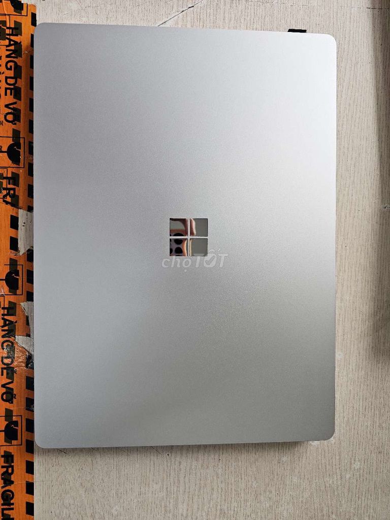 Microsoft Surface Laptop 3 i5 8GB. Mua bán Laptop tại Thị xã Từ Sơn Bắc Ninh được đăng bởi Hưngken hình 1