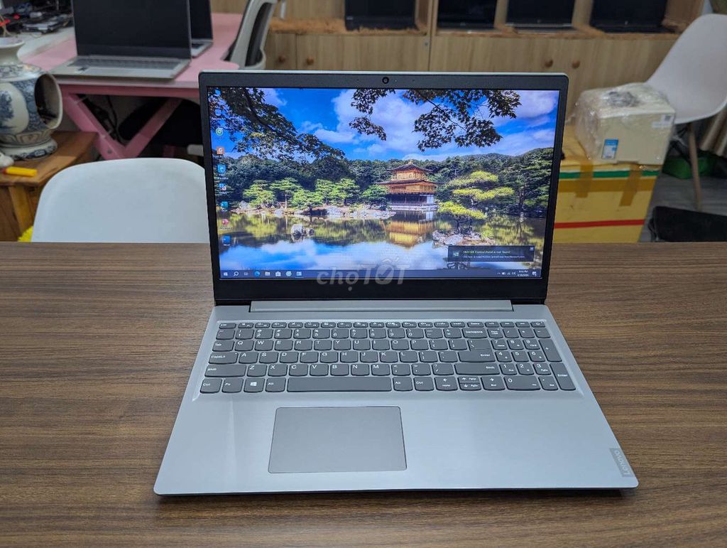 Lenovo Ideapad Slim 3 i7-8565U/8GB/512GB/Card 2GB. Mua bán Laptop tại Thành phố Thuận An Bình Dương được đăng bởi LAPTOP VŨ PMV  hình 1