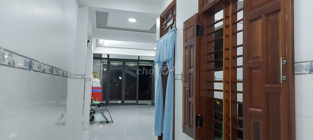 Bán nhà mặt tiền nở hậu Bán nhà mặt tiền nở hậu