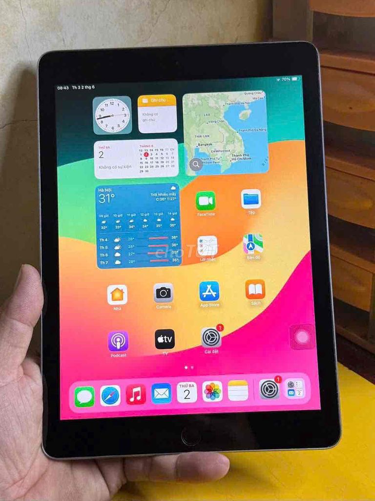 iPad Gen 6 32GB bản wifi (giá 2200k). Mua bán Máy tính bảng tại Quận Tân Bình Tp Hồ Chí Minh được đăng bởi Chuyên Bán Đồ 2hand hình 1