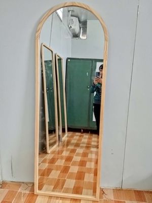 Gương soi khung gỗ thông