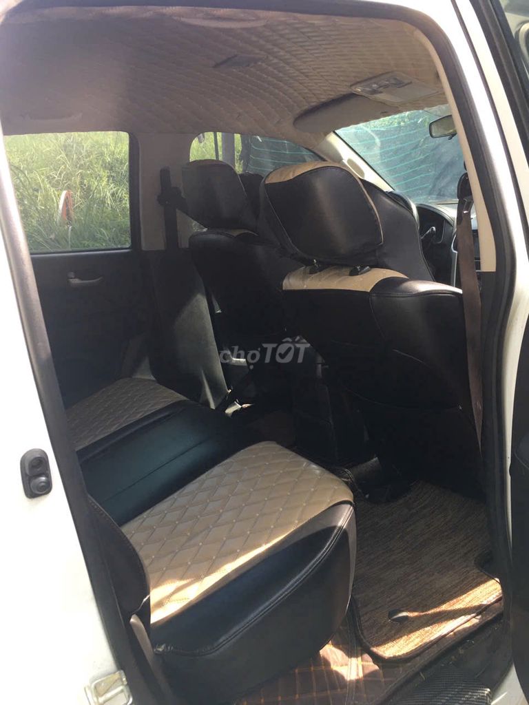 Isuzu D-Max Trắng Số sàn 5 chỗ. Mua bán Ô tô tại Thành phố Thủ Đức Tp Hồ Chí Minh được đăng bởi Pham Thi Hue hình 4