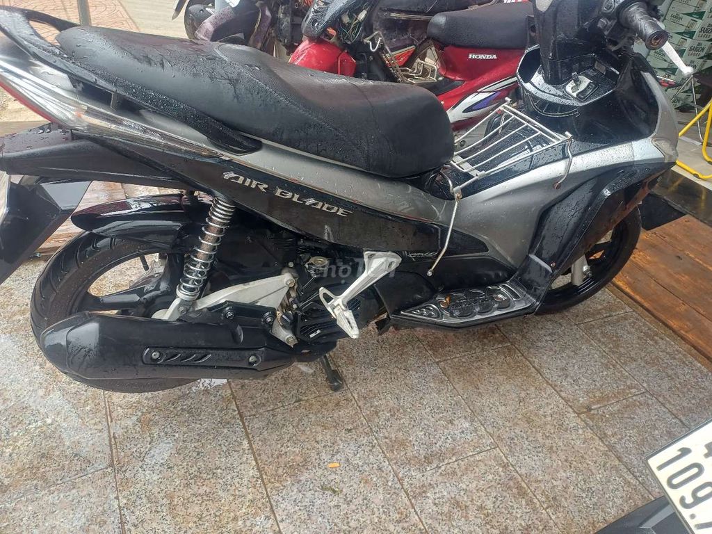 Xe chất Fi. Mua bán Xe máy tại Huyện Di Linh Lâm Đồng được đăng bởi xe  khánh ngọc và uy vũ hình 1