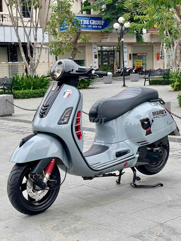 Vespa GTS 150 3v hàng hiếm biển số vip xe đẹp keng