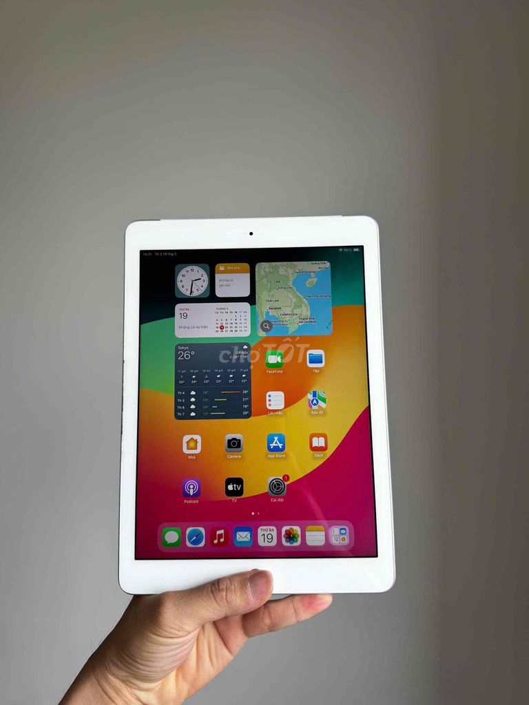 iPad Gen 6 Sim 32GB máy đẹp pin 95% zin. Mua bán Máy tính bảng tại Huyện Gia Lâm Hà Nội được đăng bởi Tổng Buôn IPAD và LAPTOP Chuyên đổ Buôn hình 1