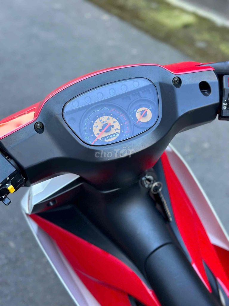 cần bán dinamix 2 thì xe thùng. Mua bán Xe máy tại Huyện Tân Phú Đồng Nai được đăng bởi Lê thê đai hình 15