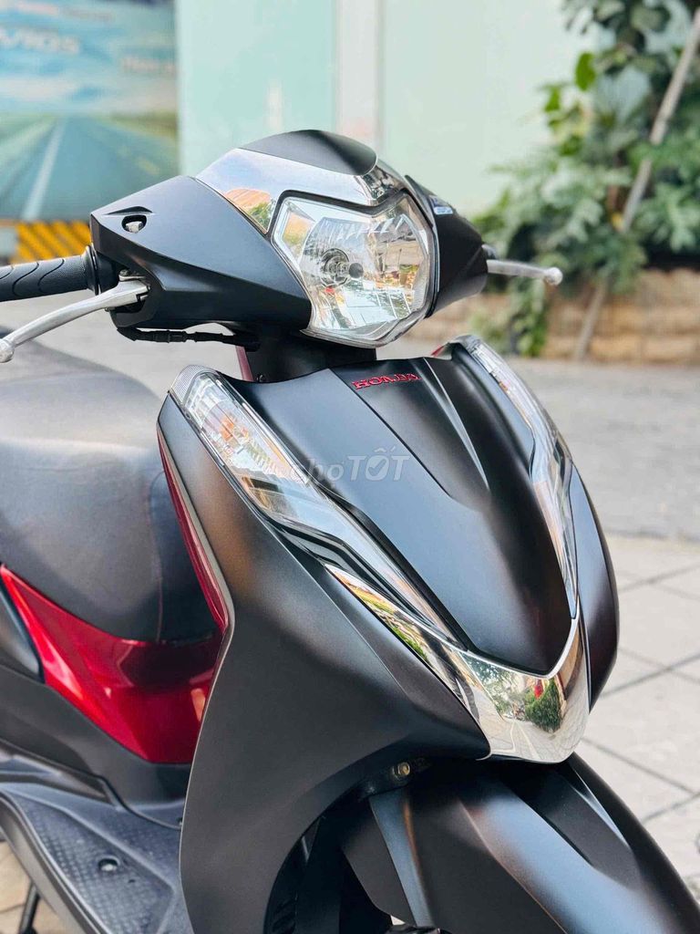 Lead 125fi đen nhám cuối 2018 đen nhám zin 100%. Mua bán Xe máy tại Quận Cầu Giấy Hà Nội được đăng bởi nguyễn bích thuỷ hình 4