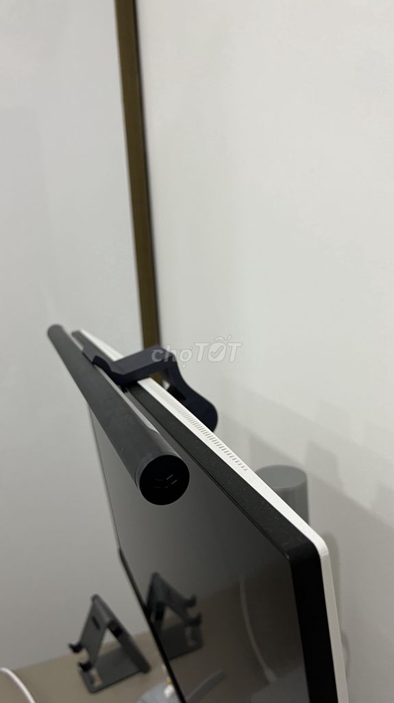 Thanh lý đèn yeelight led screen light bar pro