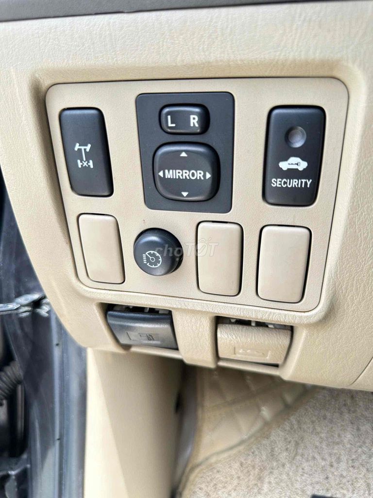 Toyota Fortuner 2010 2.7V 4x4 AT -. Mua bán Ô tô tại Quận 1 Tp Hồ Chí Minh được đăng bởi AUTO 380 hình 12