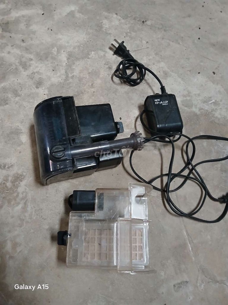 Ba chiếc máy hai chiếc Bơm một chiếc sủi còn xài. Mua bán Phụ kiện, Thức ăn, Dịch vụ tại Quận Gò Vấp Tp Hồ Chí Minh được đăng bởi Anh manh hình 1