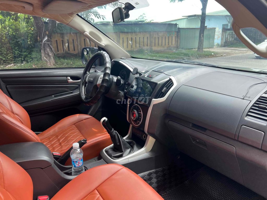 Isuzu Dmax 2016 LS 2.5 MT - 152400 km. Mua bán Ô tô tại Huyện Hòa Vang Đà Nẵng được đăng bởi TRƯỜNG XUÂN hình 6