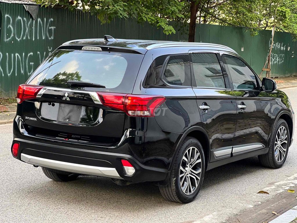 xe đẹp giá tốt. Mua bán Ô tô tại Quận Nam Từ Liêm Hà Nội được đăng bởi Auto Đại Phát hình 3