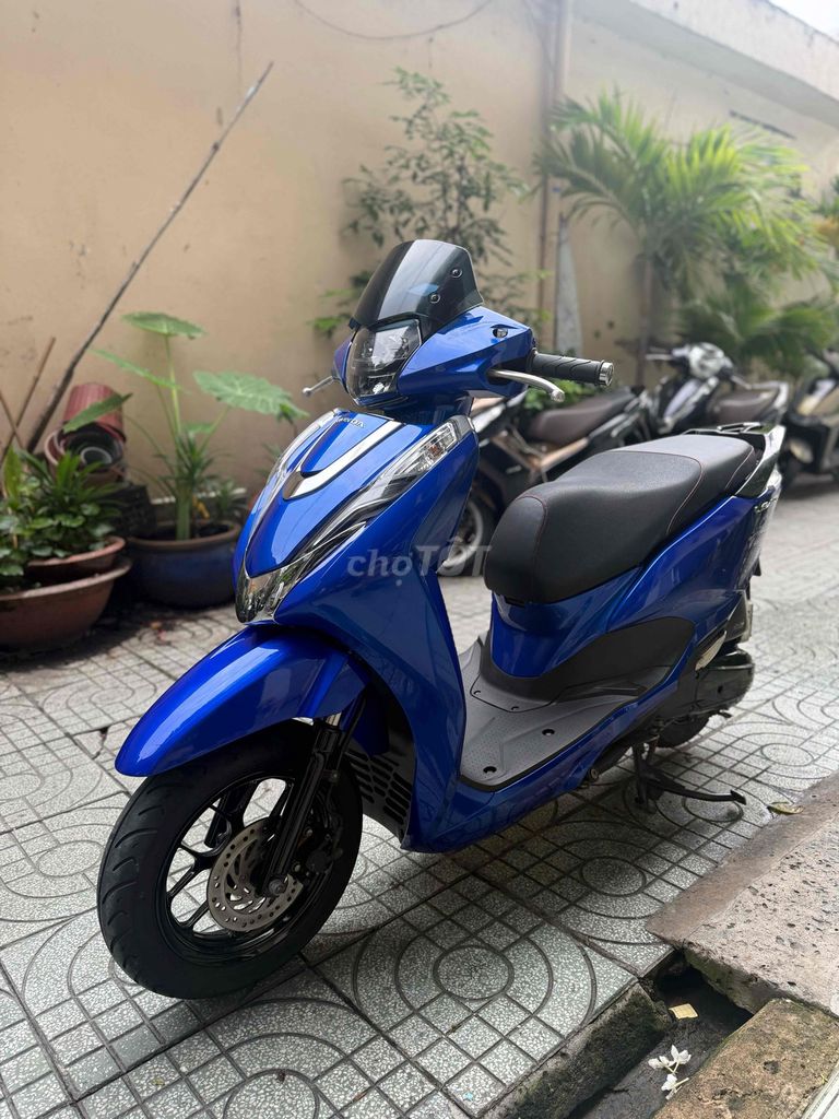 Lead mẫu 2019 custom 4val Xanh Đen BsTp 9 chủ. Mua bán Xe máy tại Quận 5 Tp Hồ Chí Minh được đăng bởi Ngọc hình 2