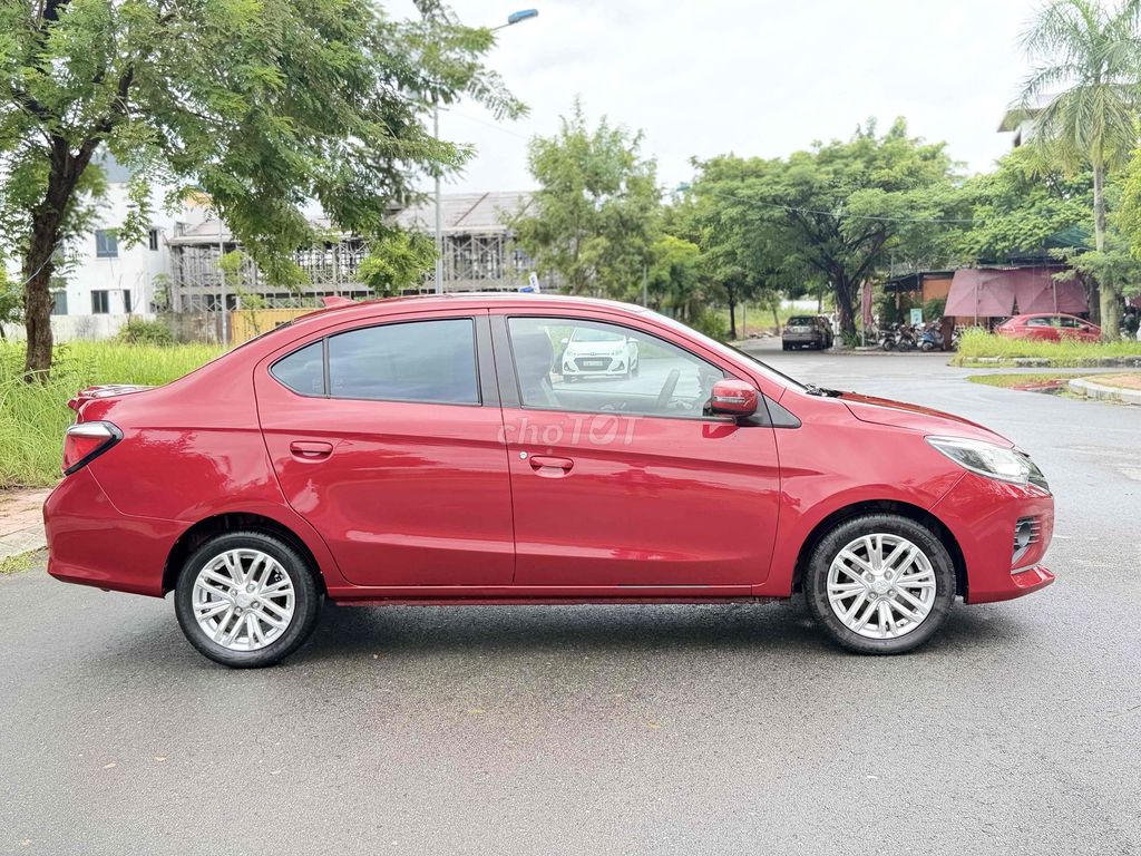 Attrage 2020 1.2L CVT - 60000 km siêu đẹp. Mua bán Ô tô tại Quận Hải Châu Đà Nẵng được đăng bởi Nguyễn Vương Auto hình 3