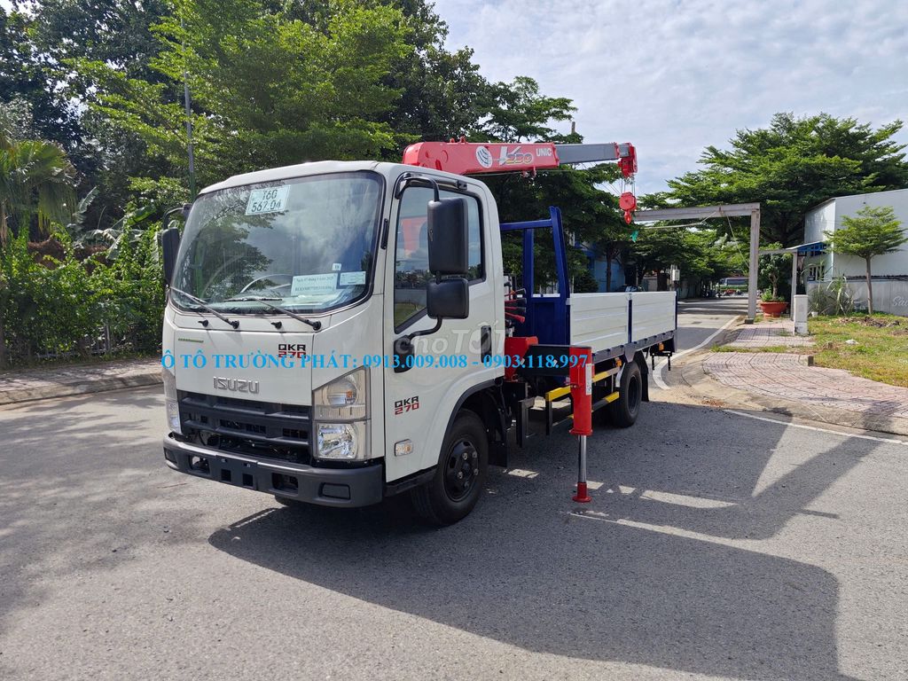 Bán Xe Isuzu 1.9Tấn Cẩu Unic230 thùng 3.8m nhỏ gọn. Mua bán Xe tải, xe ben tại Quận 12 Tp Hồ Chí Minh được đăng bởi Mr Thành hình 2