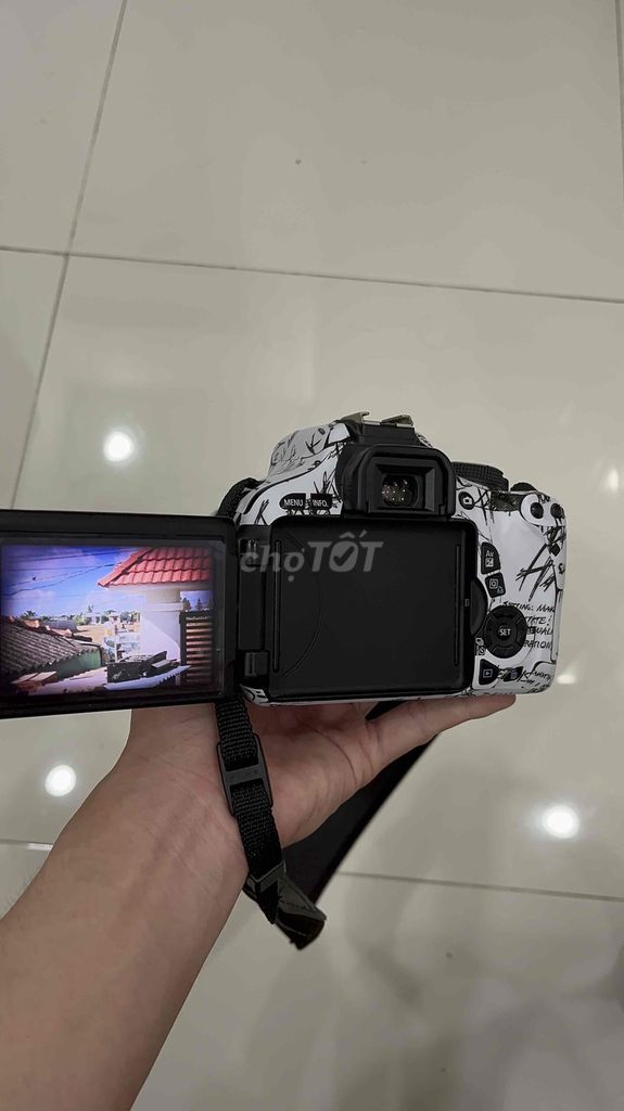 Canon EOS Kiss x5 (600d) kèm lens kit