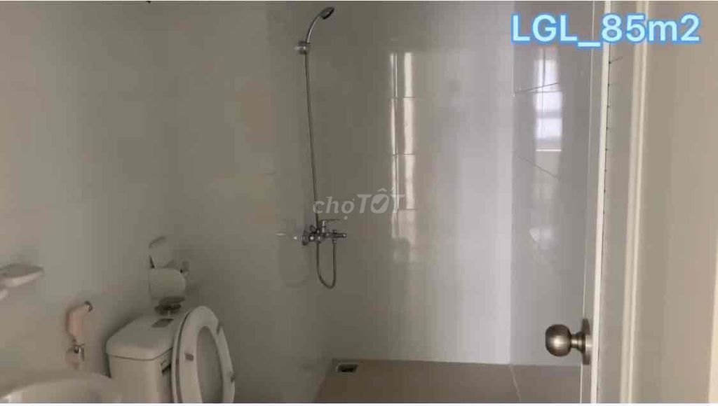 Nhà Trống 85m2 3PN 2WC chính chủ không nhu cầu ở bán 3,6t