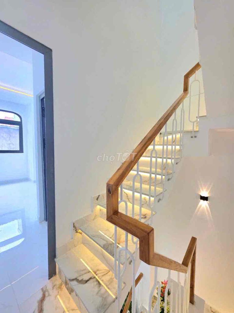 Bán nhà 2 lầu Gần cầu Phú Xuân sát Q7 - ảnh 5