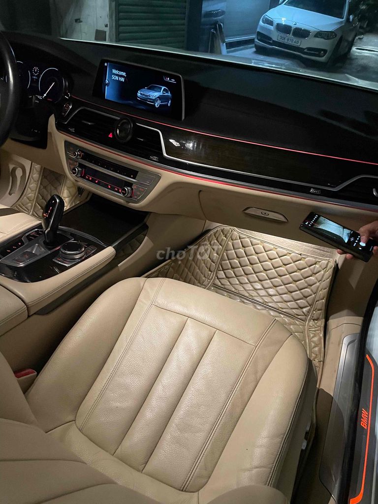 BMW 7 Series 2***00 km. Mua bán Ô tô tại Quận Thanh Xuân Hà Nội được đăng bởi Tuấn Nguyễn hình 7