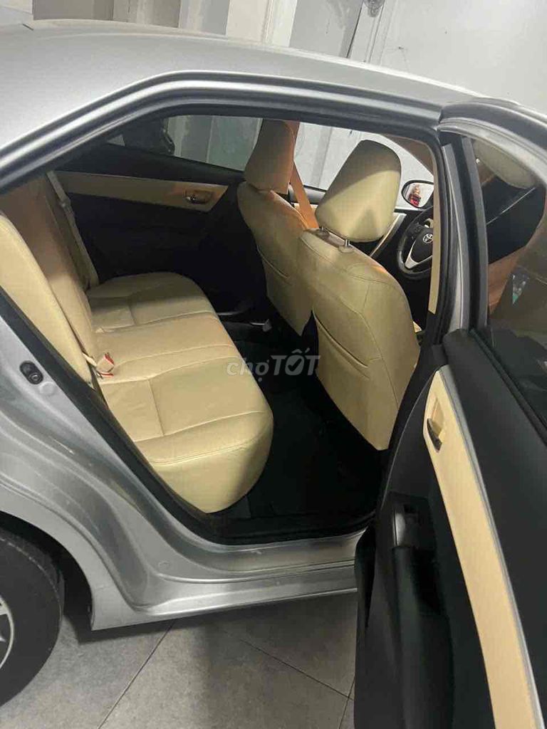 Toyota Corolla Altis 2018 1.8G CVT - 126000 km. Mua bán Ô tô tại Quận 11 Tp Hồ Chí Minh được đăng bởi Hanh hình 6