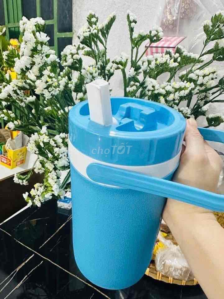 Bình giữ nhiệt 1L Xanh dương Mới. Mua bán Nội thất, đồ gia dụng khác tại Thành phố Buôn Ma Thuột Đắk Lắk được đăng bởi Nguyễn đạt hình 1