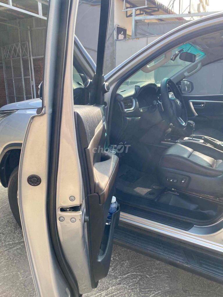 Toyota Fortuner 2019 Xăng Bạc. Mua bán Ô tô tại Huyện Xuân Lộc Đồng Nai được đăng bởi HIẾU hình 13