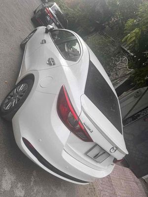 Mazda 2 2021 Luxury Trắng nhập Thái