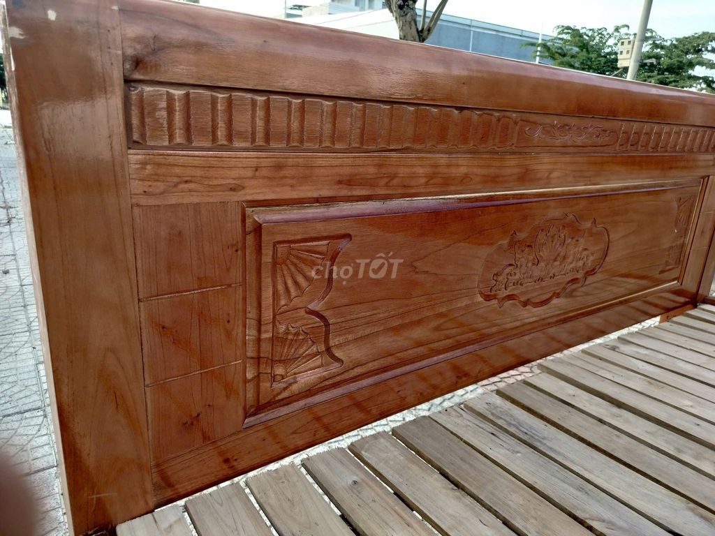 Giường ngủ 160x200 cm. Mua bán Giường, chăn ga gối nệm tại Quận Ngũ Hành Sơn Đà Nẵng được đăng bởi Đồ Cũ TTpro hình 1