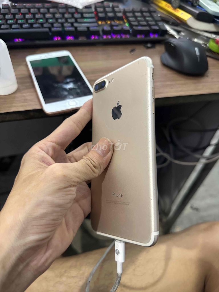 Apple iPhone 7 Plus 32GB Vàng  QT. Mua bán Điện thoại tại Quận Thanh Khê Đà Nẵng được đăng bởi Dương khánh alo 04HHT hình 1