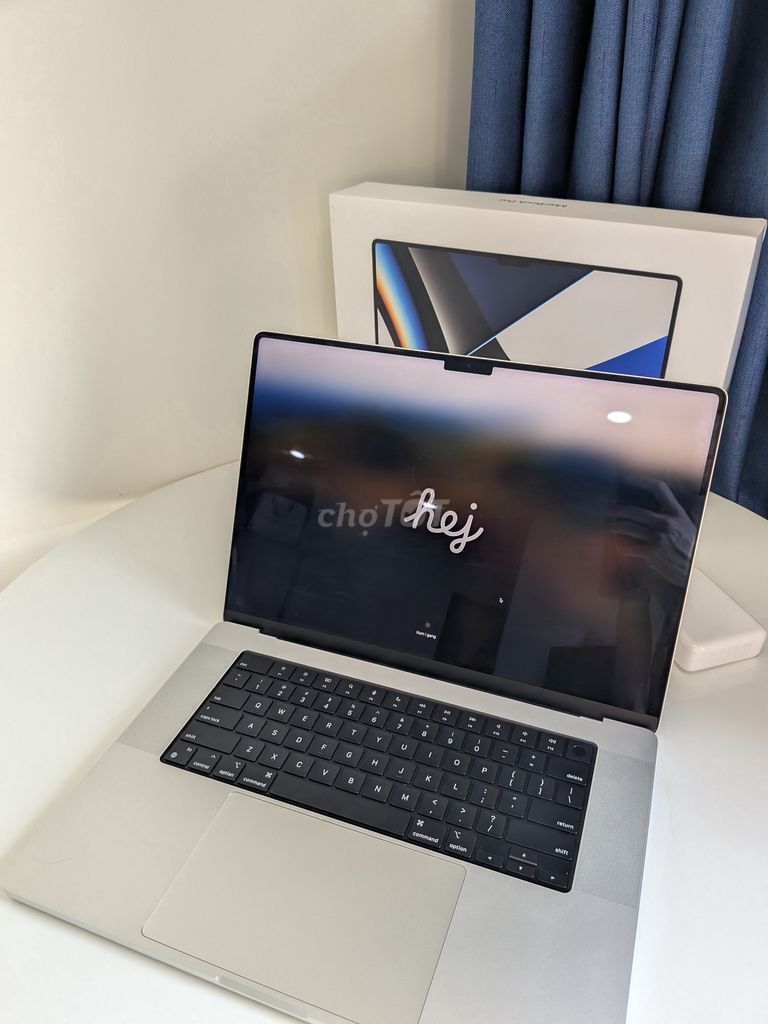 MACBOOK PRO M1 MAX 16' Gray Ram 32GB SSD 1TB 32GPU