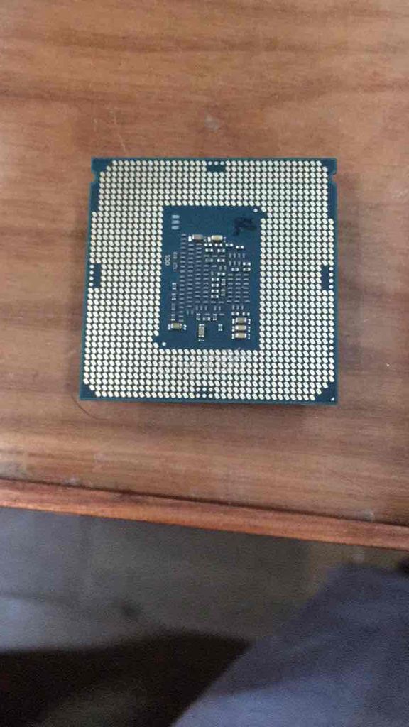 CPU INTEL i3 6100 tặng kèm tản CPU. Mua bán Linh kiện (RAM, Card...) tại Quận Đống Đa Hà Nội được đăng bởi Đặng Bảo Lâm hình 1