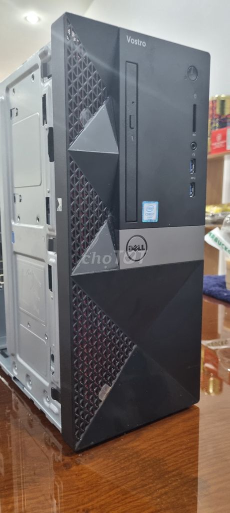 DELL Vostr***0 , dư dùng cần pass lại