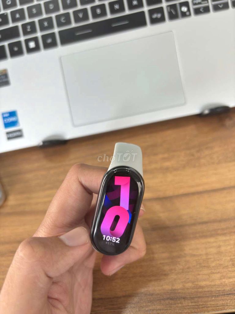 Bán đồng hồ miband 8 mới, màu trắng. Mua bán Thiết bị đeo thông minh tại Quận Bắc Từ Liêm Hà Nội được đăng bởi Tú hình 1