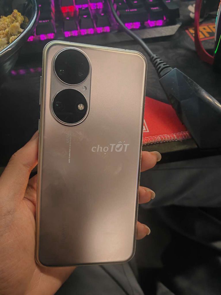 Huawei P50 8GB/256GB Vàng hồng. Mua bán Điện thoại tại Quận Tây Hồ Hà Nội được đăng bởi dũng hình 1