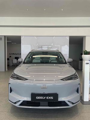 Xe ô tô điện Geely EX5 - 500km di chuyển