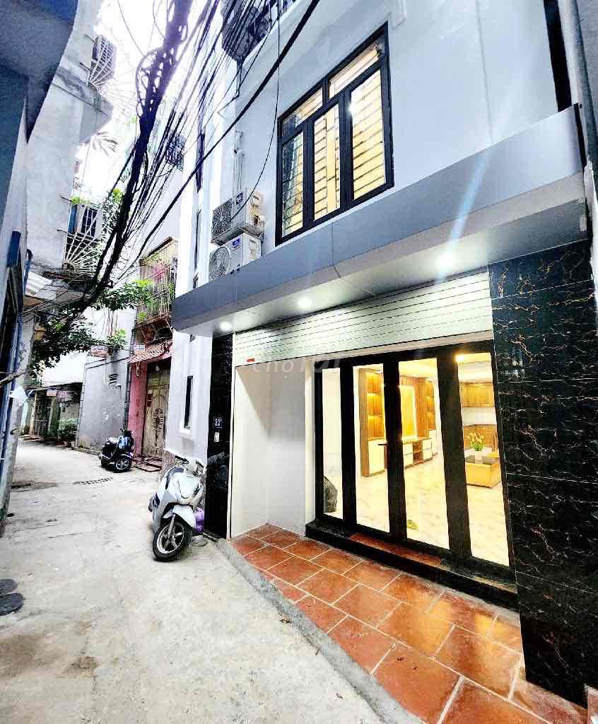 BÁN NHÀ ĐẸP HOÀNG MAI,45m2,4 Tầng,30m RA Ô TÔ,TẶNG Full Nội Thất - Giá