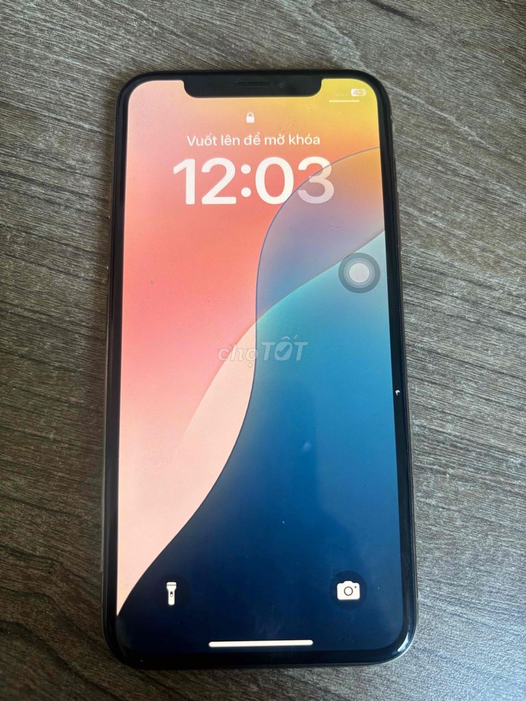 iPhone XS 64GB Vàng. Mua bán Điện thoại tại Quận Liên Chiểu Đà Nẵng được đăng bởi My hình 1