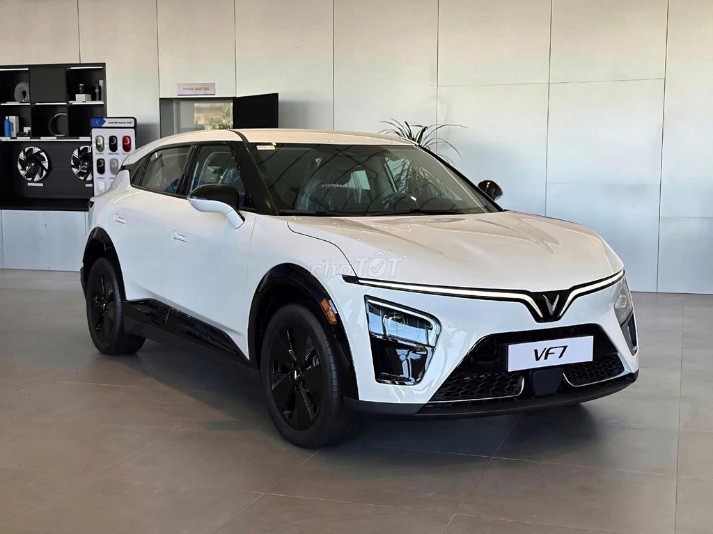 VinFast VF7 ECO | ПЛЮС суперпредложения