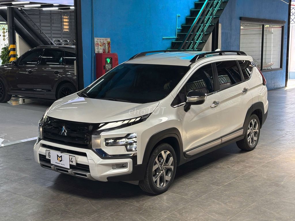 Mitsubishi Xpander Cross 2024  - 45000 km. Mua bán Ô tô tại Huyện Hóc Môn Tp Hồ Chí Minh được đăng bởi Đạt hình 4