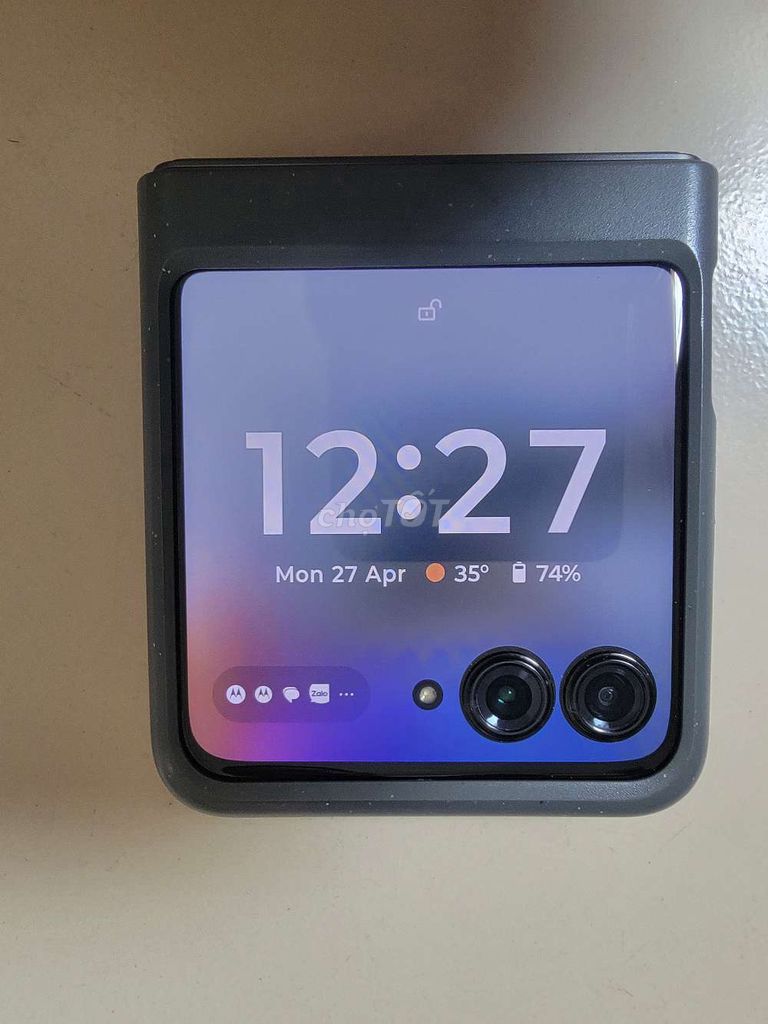Motorola Razr 50  8/256GB Xám 99%. Mua bán Điện thoại tại Quận 8 Tp Hồ Chí Minh được đăng bởi Hoàng lâm hình 1