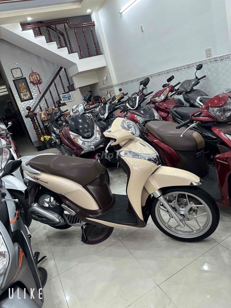 Honda Sh Mode ( Cực Đẹp ). BS: 65 Cần Thơ. Mua bán Xe máy tại Quận Ninh Kiều Cần Thơ được đăng bởi CH XE MÁY 7 THÀNH hình 1