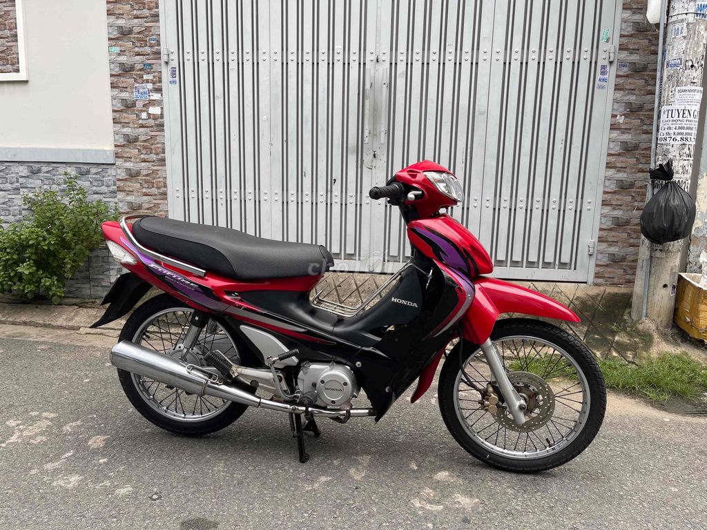 Honda Future 110 đk 2002 bstp 9chủ xe đẹp máy ngon